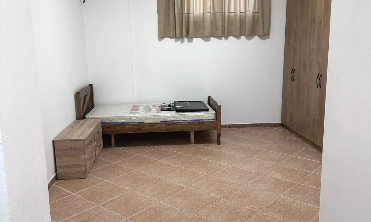 Shtepi me qera Apartament ne Tirane, Garsoniere, Mobilimi E mobiluar, Pagesa 350  Euro.