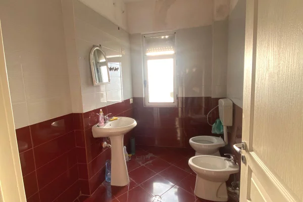 Apartment for sale in Tirana 2+1, Emty