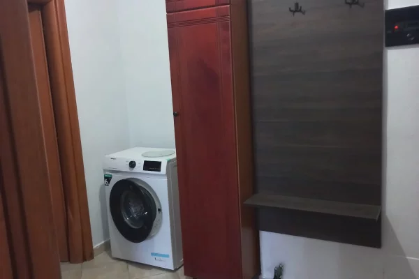 Appartamento in affitto a Tirana 1+1, Arredato