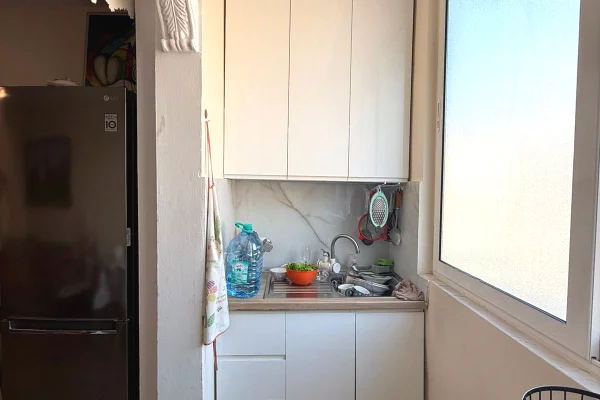 Shtepi ne shitje Apartament ne Tirane, 1+1, Mobilimi E mobiluar, Pagesa 12,000,000  Leke.