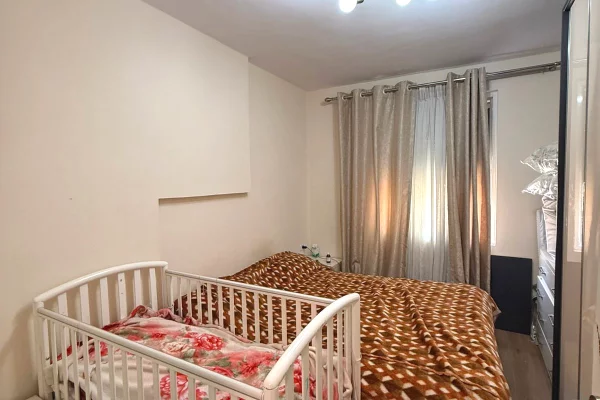 Shtepi ne shitje Apartament ne Tirane, 1+1, Mobilimi E mobiluar, Pagesa 12,000,000  Leke.