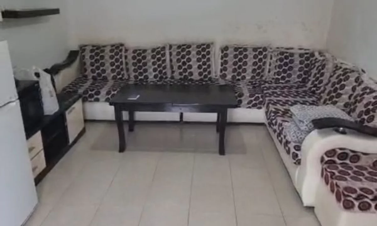 Shtepi me qera Apartament ne Tirane, 1+1, Mobilimi E mobiluar, Pagesa 35,000  Leke.