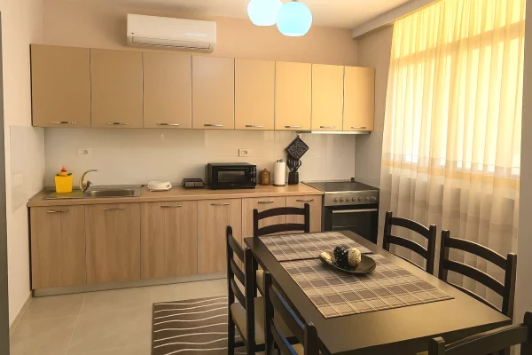 Shtepi me qera Apartament ne Tirane, 1+1, Mobilimi E mobiluar, Pagesa 57,000  Leke.