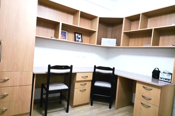 Shtepi me qera Apartament ne Tirane, 4+1, Mobilimi E mobiluar, Pagesa 1,400  Euro.