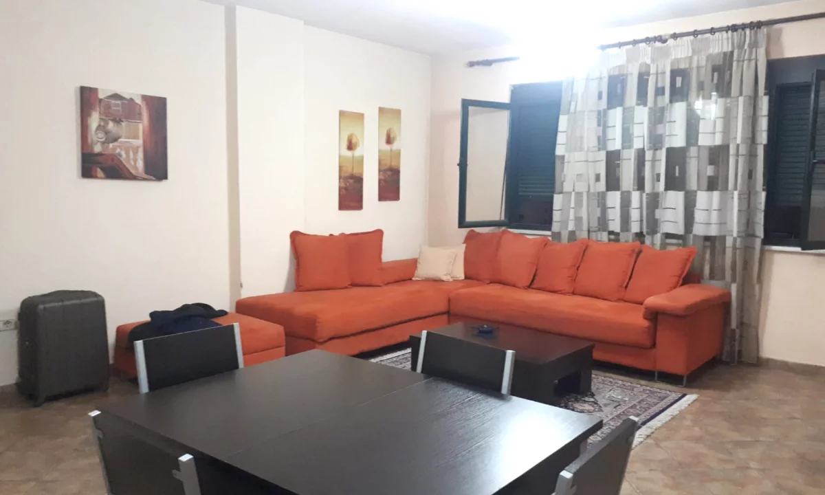Shtepi me qera Apartament ne Tirane, 1+1, Mobilimi E mobiluar, Pagesa 60,000  Leke.