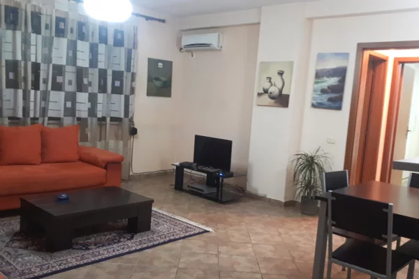 Shtepi me qera Apartament ne Tirane, 1+1, Mobilimi E mobiluar, Pagesa 60,000  Leke.