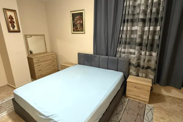 Shtepi me qera Apartament ne Tirane, 2+1, Mobilimi E mobiluar, Pagesa 45,000  Leke.