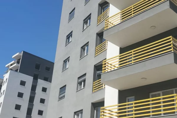Shtepi ne shitje Apartament ne Tirane, 1+1, Mobilimi Bosh, pa mobiluar, Pagesa 13,500,000  Leke.