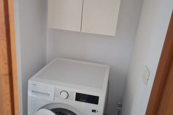 Appartamento in affitto a Tirana 2+1, Arredato