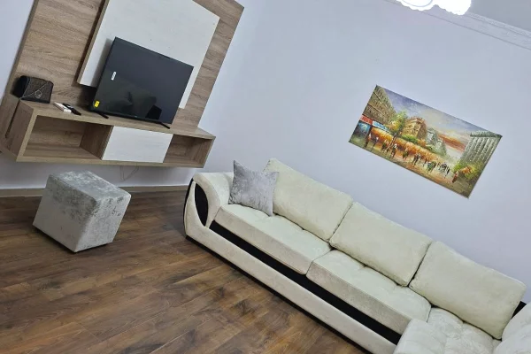 Casa in affitto 2+1 a Tirana - 50,000 Leke