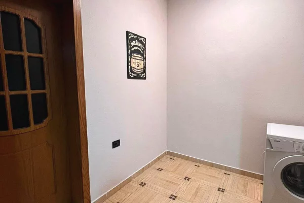 Appartamento in affitto a Tirana 1+1, Arredato