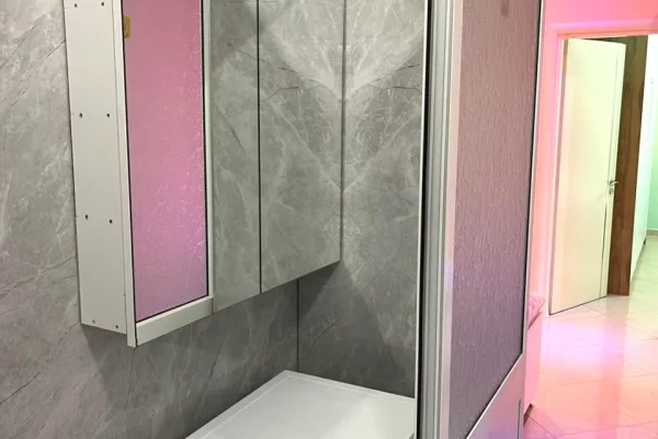 Shtepi me qera Apartament ne Tirane, 1+1, Mobilimi E mobiluar, Pagesa 60,000  Leke.