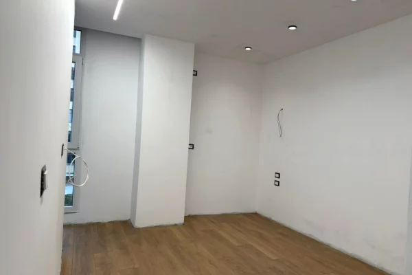 Apartment for sale in Tirana 1+1, Emty