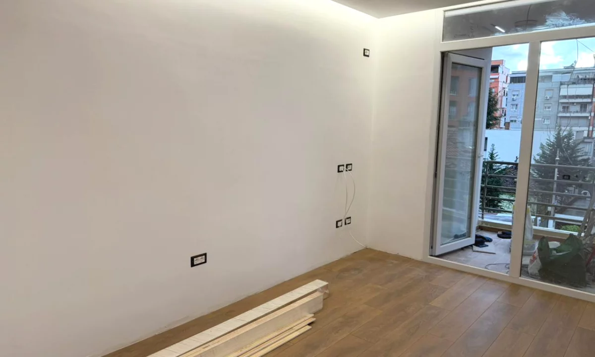 Apartment for sale in Tirana 1+1, Emty