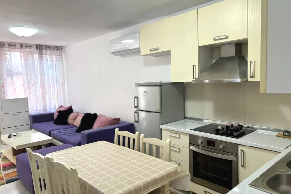 APARTAMENT ME QIRA 2+1 - STACIONI I TRENIT, RR. IMER BEQIRI