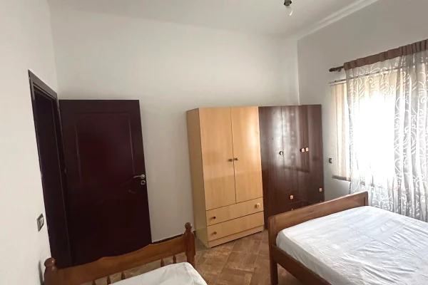 Shtepi me qera Apartament ne Tirane, 1+1, Mobilimi E mobiluar, Pagesa 33,000  Leke.