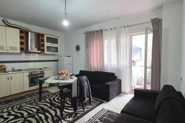 SHITET APARTAMENT 2+1+2 – RRUGA XHANFIZE KEKO, OXHAKU