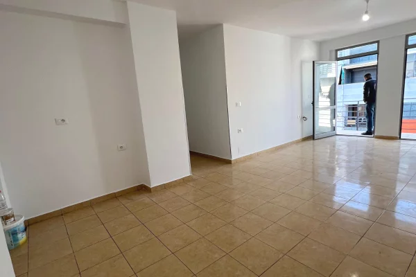 Shtepi ne shitje 1+1 ne Tirane - 125,000 Dollar