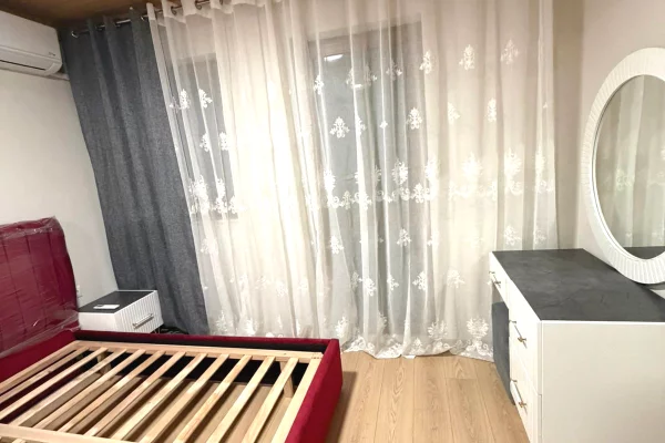 Shtepi me qera Apartament ne Tirane, 1+1, Mobilimi E mobiluar, Pagesa 55,000  Leke.