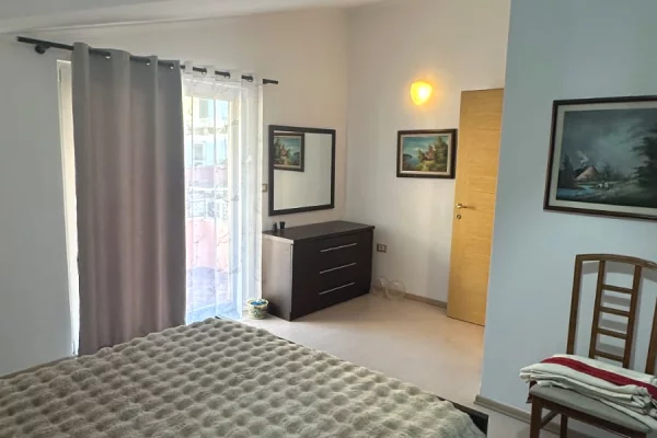 Shtepi me qera Apartament ne Tirane, 2+1, Mobilimi E mobiluar, Pagesa 850  Euro.