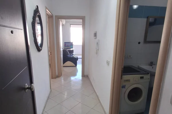 Shtepi me qera Apartament ne Tirane, 1+1, Mobilimi E mobiluar, Pagesa 38,000  Leke.