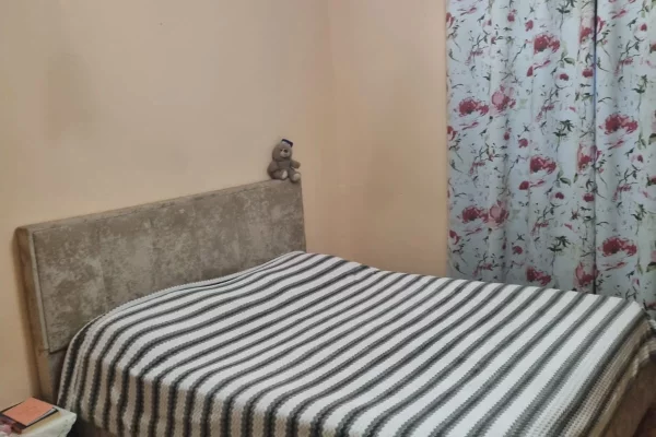 Shtepi me qera Apartament ne Tirane, 1+1, Mobilimi E mobiluar, Pagesa 35,000  Leke.