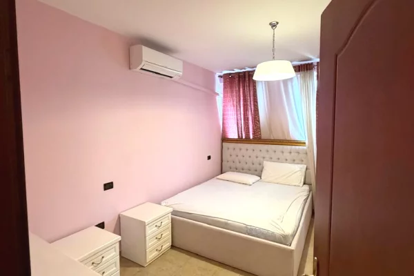 Shtepi me qera Apartament ne Tirane, 1+1, Mobilimi E mobiluar, Pagesa 40,000  Leke.