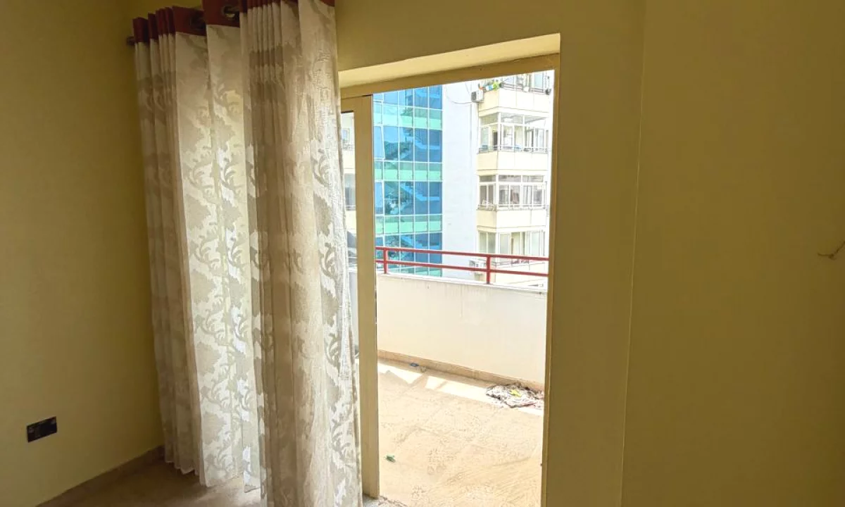 Shtepi me qera Apartament ne Tirane, 2+1, Mobilimi E mobiluar, Pagesa 60,000  Leke.