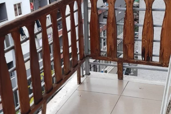 Shtepi me qera Apartament ne Tirane, 1+1, Mobilimi E mobiluar, Pagesa 38,000  Leke.