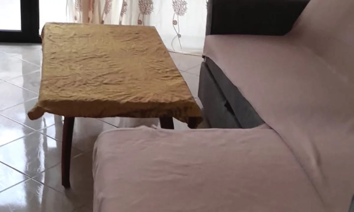 Shtepi me qera Apartament ne Tirane, 2+1, Mobilimi E mobiluar, Pagesa 43,000  Leke.