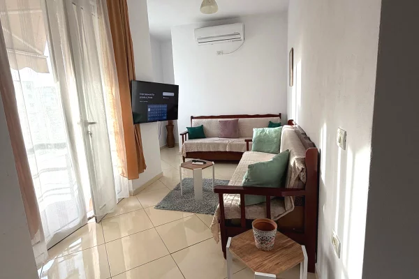 Shtepi me qera 1+1 ne Tirane - 40,000 Leke