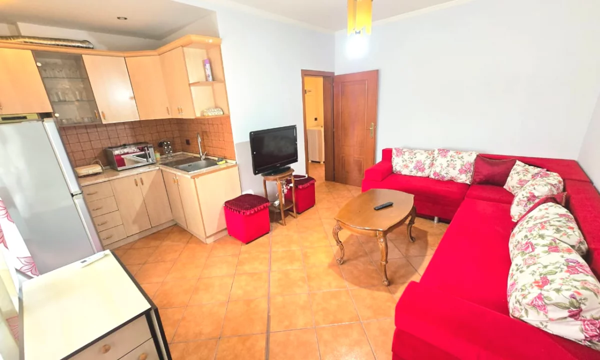 Shtepi me qera Apartament ne Tirane, 1+1, Mobilimi E mobiluar, Pagesa 40,000  Leke.