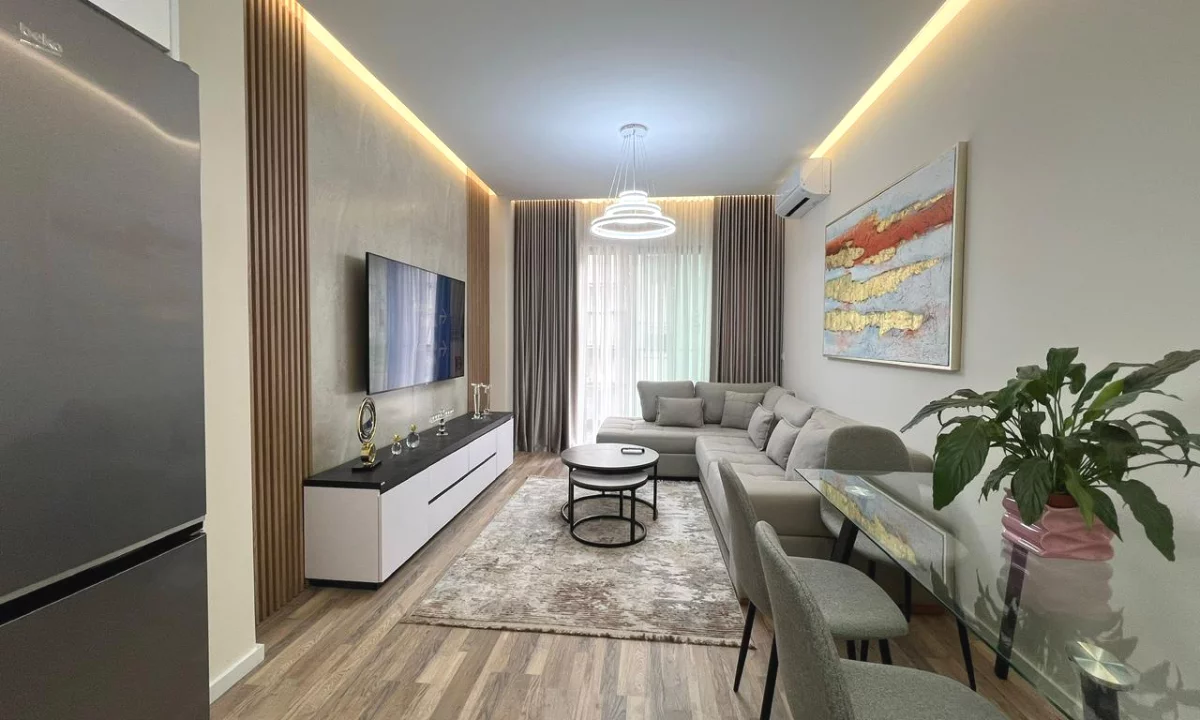 Shtepi me qera Apartament ne Tirane, 1+1, Mobilimi E mobiluar, Pagesa 900  Euro.