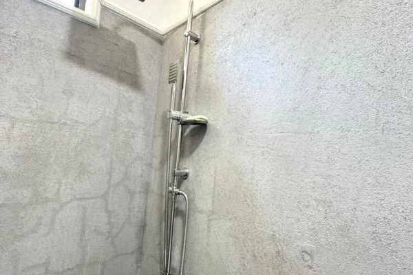 Shtepi me qera Apartament ne Tirane, Garsoniere, Mobilimi Bosh, pa mobiluar, Pagesa 35,000  Leke.