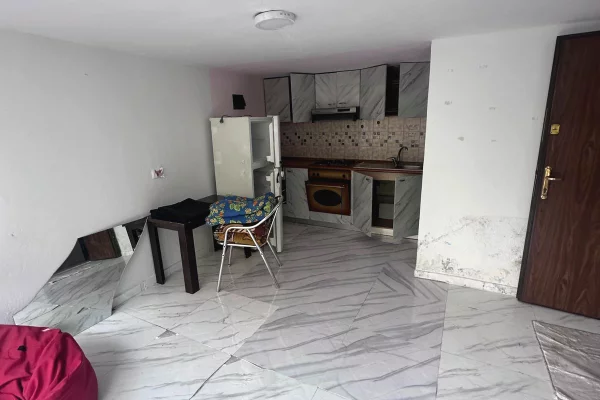 Shtepi me qera Garsoniere ne Tirane - 25,000 Leke