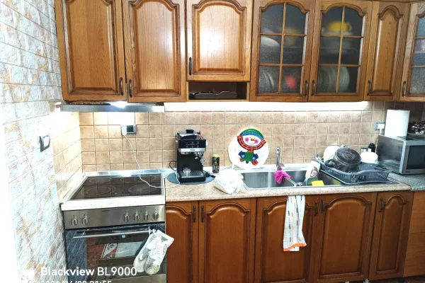 Shtepi me qera Apartament ne Tirane, 1+1, Mobilimi E mobiluar, Pagesa 45,000  Leke.