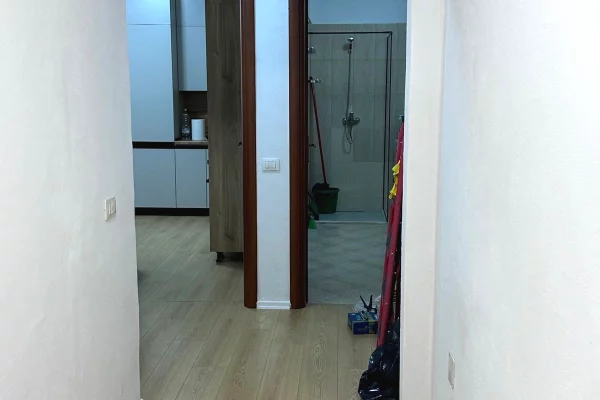 Shtepi me qera Apartament ne Tirane, 1+1, Mobilimi E mobiluar, Pagesa 40,000  Leke.
