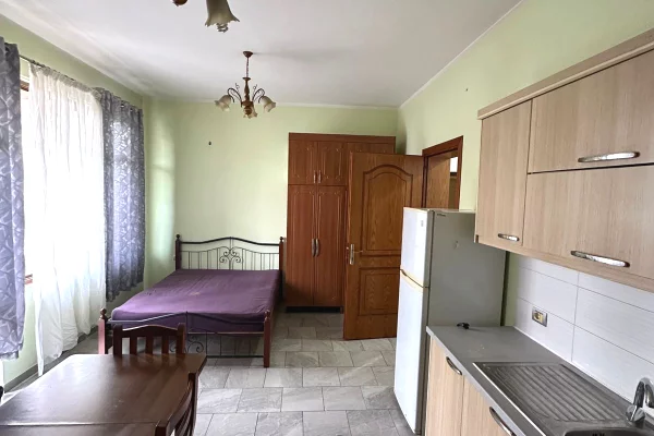 Shtepi me qera Apartament ne Tirane, 1+1, Mobilimi E mobiluar, Pagesa 32,000  Leke.
