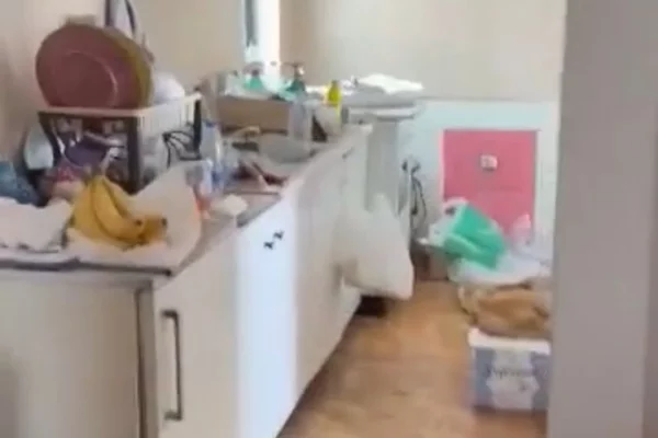 Shtepi ne shitje Apartament ne Tirane, 2+1, Mobilimi E mobiluar, Pagesa 130,000,000  Leke.