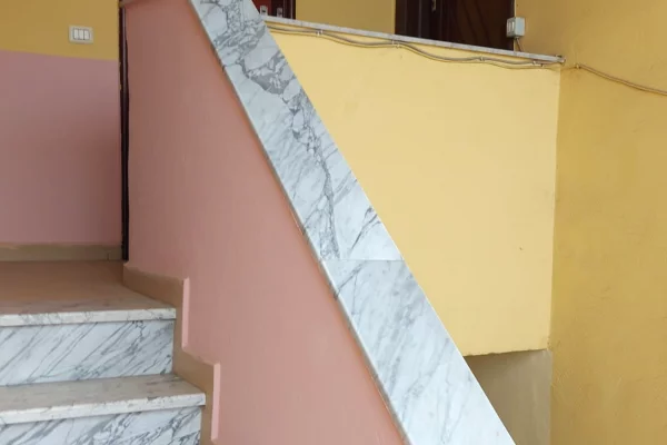 Shtepi ne shitje Apartament ne Tirane, 2+1, Mobilimi E mobiluar, Pagesa 274,000  Euro.