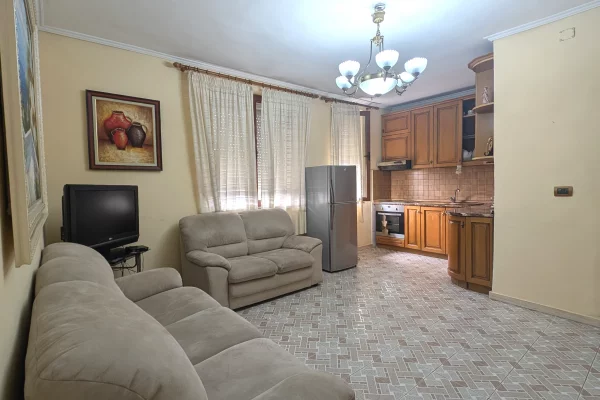 Shtepi ne shitje 2+1 ne Tirane - 274,000 Euro
