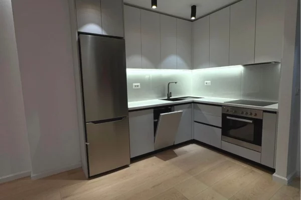 Shtepi ne shitje Apartament ne Tirane, 1+1, Mobilimi Pjeserisht e mobiluar, Pagesa 14,000,000  Leke.