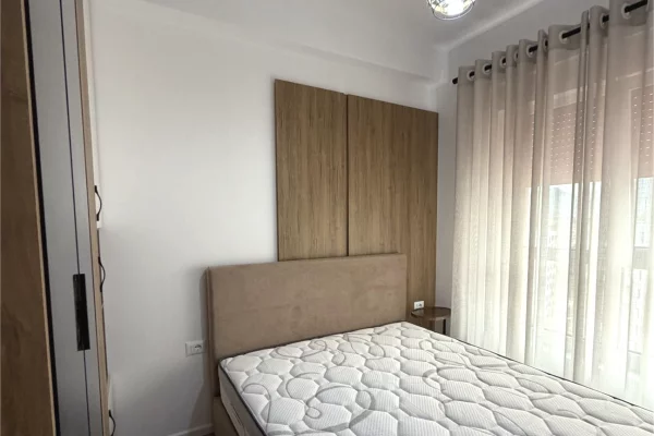 Shtepi me qera Apartament ne Tirane, 1+1, Mobilimi E mobiluar, Pagesa 45,000  Leke.