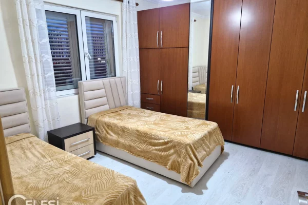 Shtepi ne shitje Apartament ne Tirane, 3+1, Mobilimi E mobiluar, Pagesa 209,000  Euro.