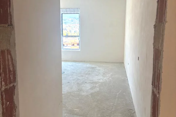 Apartment for sale in Tirana 1+1, Emty