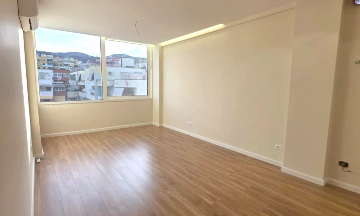 Apartment for sale in Tirana 1+1, Furnished