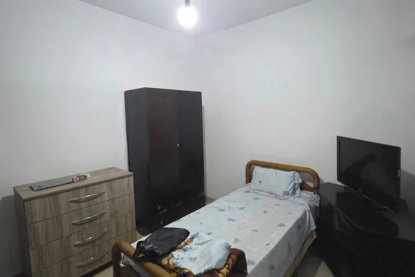 Shtepi me qera Apartament ne Tirane, 1+1, Mobilimi E mobiluar, Pagesa 30,000  Leke.