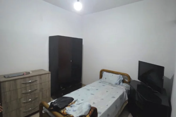 Shtepi me qera Apartament ne Tirane, 1+1, Mobilimi E mobiluar, Pagesa 30,000  Leke.
