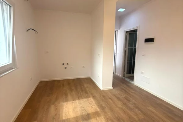 House for Sale 1+1 in Tirana - 122,000 Euro