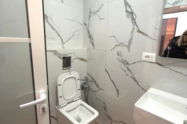 Apartment for sale in Tirana 1+1, Emty